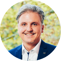 Portrait von Markus Struck, Leiter im Personalwesen der Helixor Heilmittel GmbH